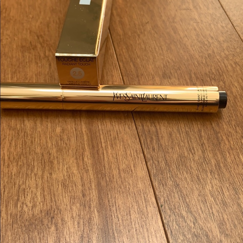 Ysl concealer 2.5